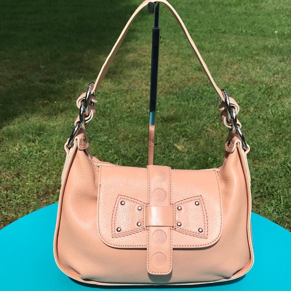 🔥Pristine Condition Marc Jacobs Studded Bow Bag Peach/Pink